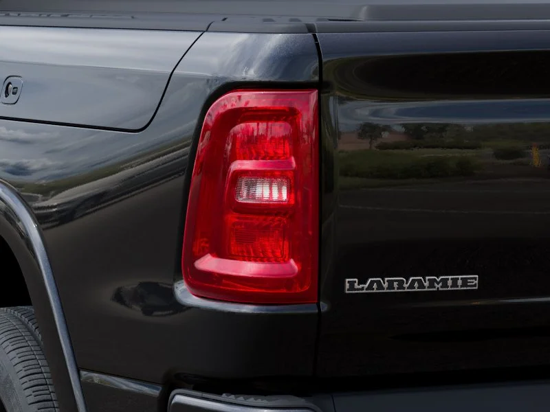 New 2026 Diamond Black Crystal Pearl-Coat Exterior Paint RAM Laramie image 36