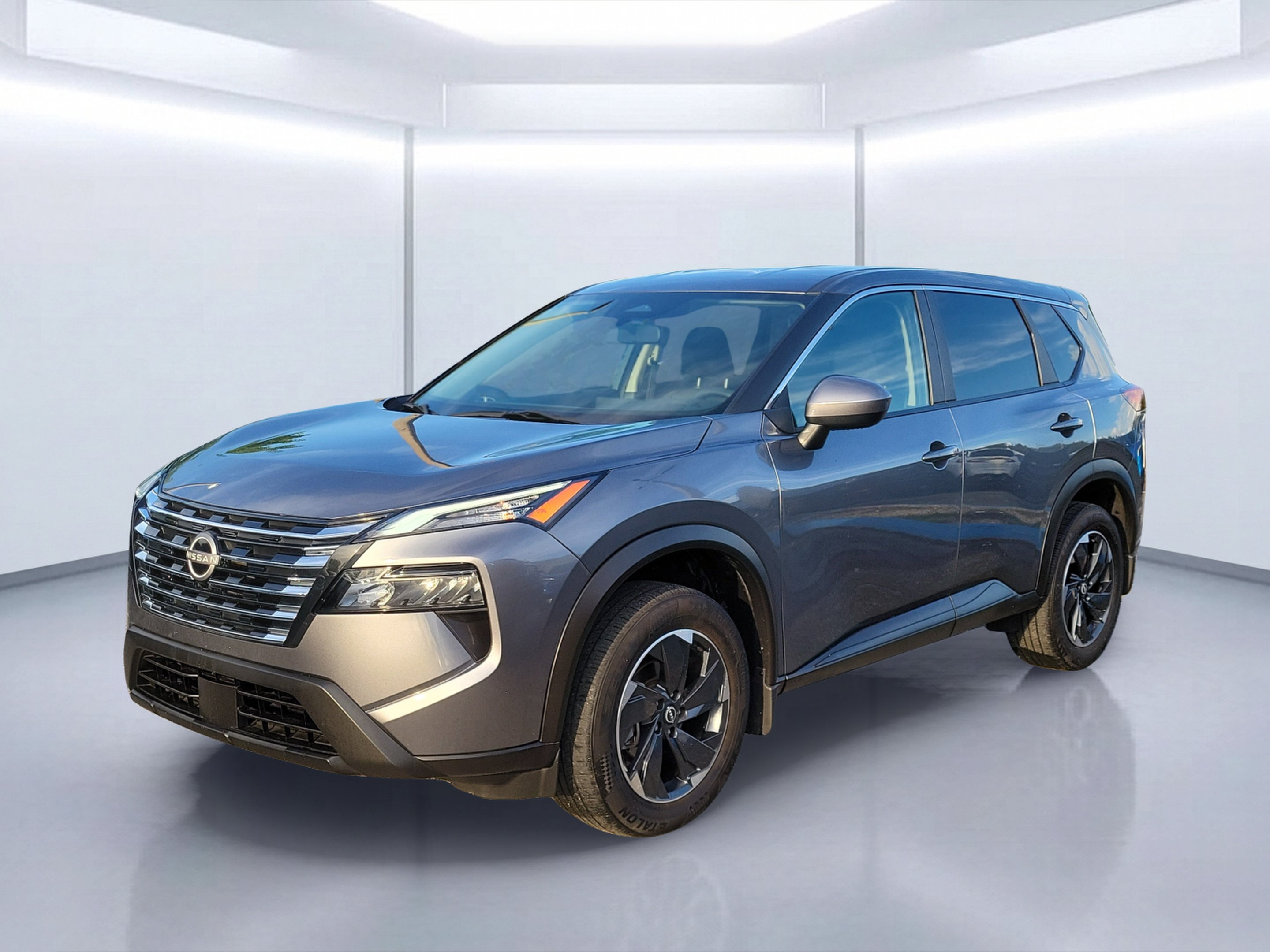 Used 2024 Gun Metallic Nissan SV image 2