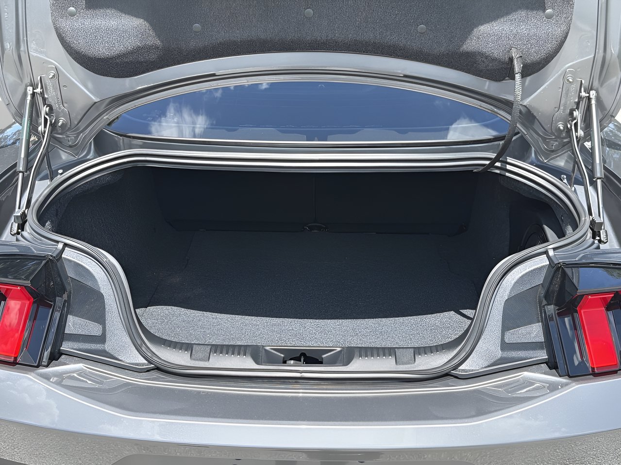 Used 2026 Gray Metallic Ford Dark Horse image 8