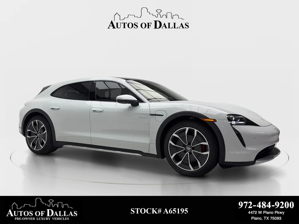 2024 Porsche Taycan 4S Cross Turismo's photo