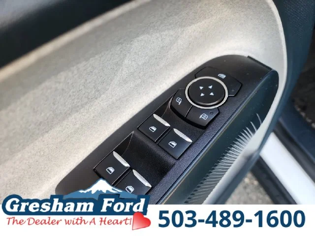 Used 2024 Oxford White Ford XLT image 19