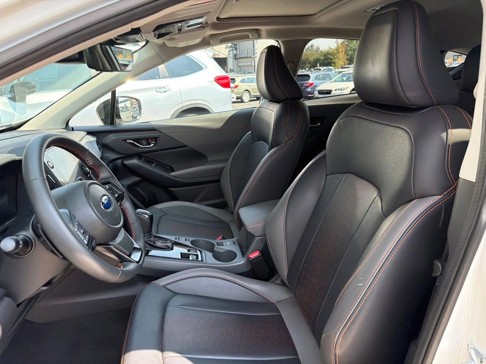 Used 2025 Crystal White Pearl Subaru Limited image 12
