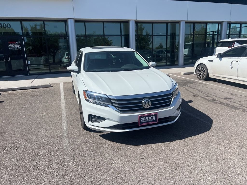Used 2021  Volkswagen 2.0T SE image 5