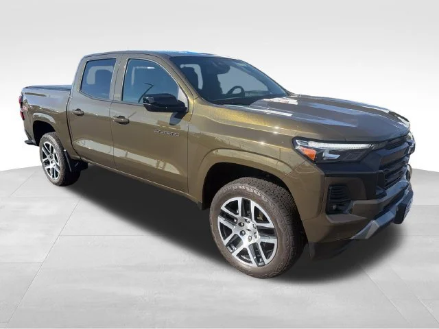 Used 2023 HARVEST BRONZE METALLIC Chevrolet 4WD Z71 image 8