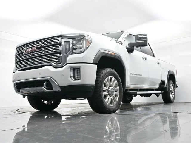 Used 2020 SUMMIT WHITE GMC Denali image 11