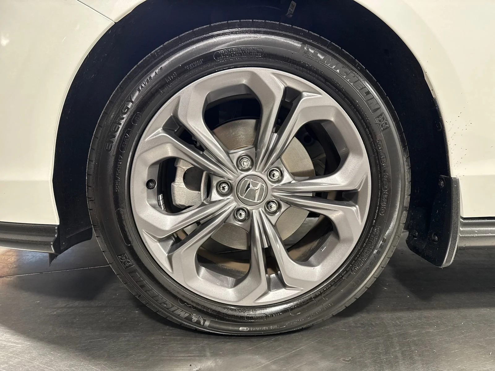 2024 Honda Accord EX - Photo 40