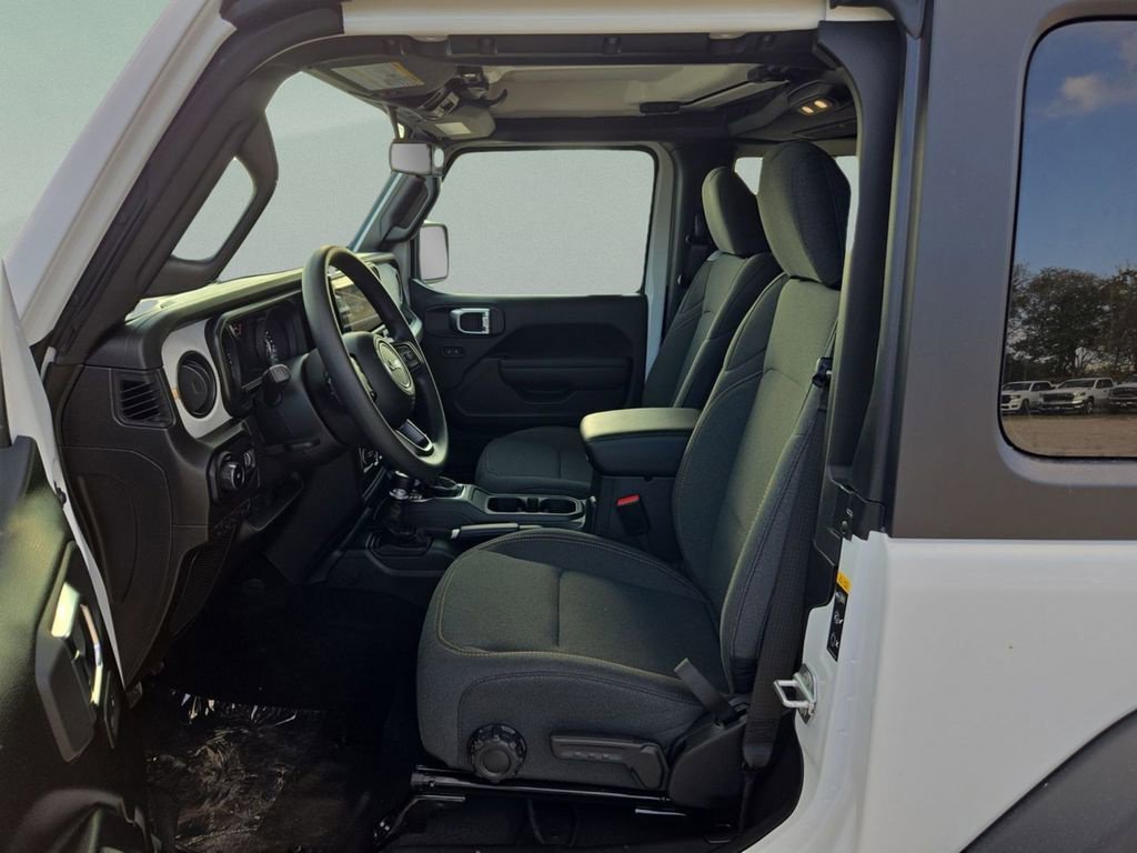 New 2026 Bright White Clear-Coat Exterior Paint Jeep Sport image 18
