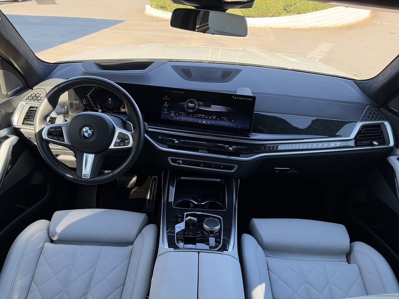 Used 2026 Alpine White BMW xDrive40i image 29