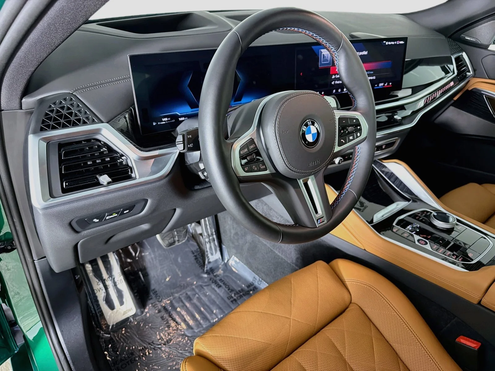 Used 2027 Isle of Man Green Metallic BMW M60i image 9