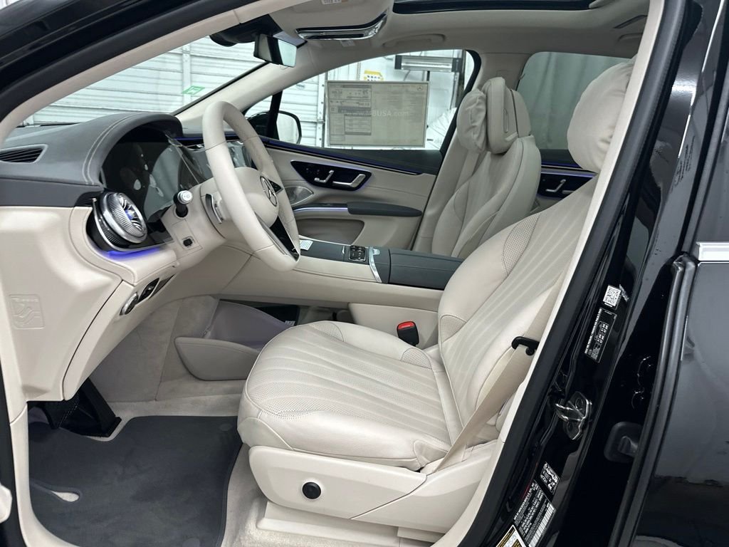 New 2027 Black Mercedes-Benz EQS 400 image 19