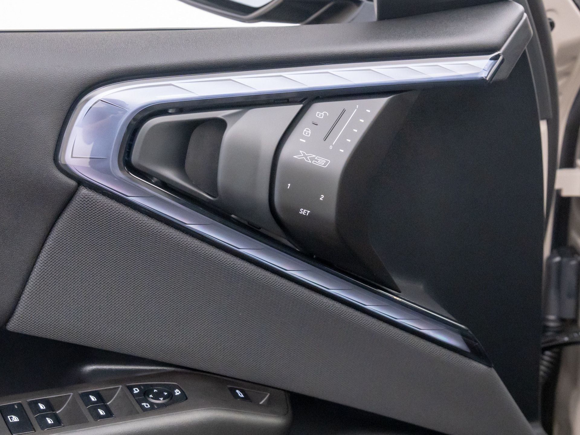 2025 BMW X3 30 - Photo 14