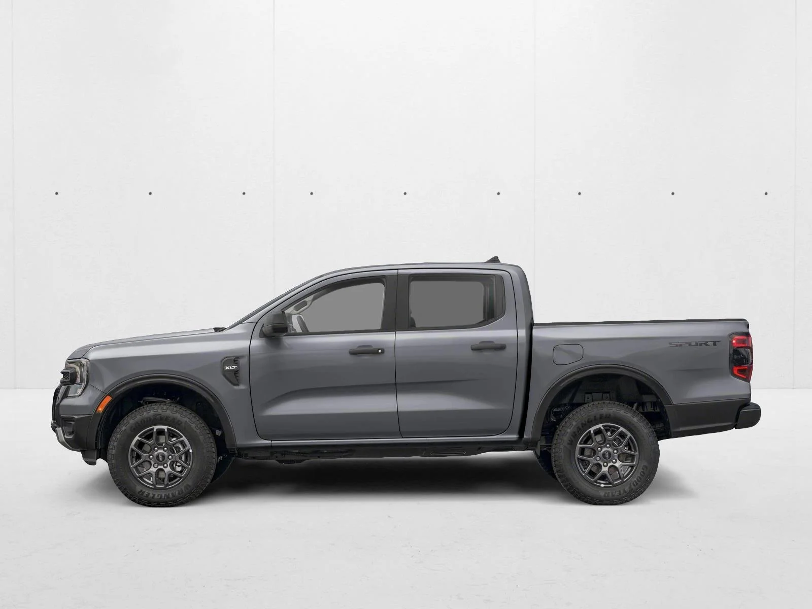 New 2026 Marsh Gray Ford XLT image 25