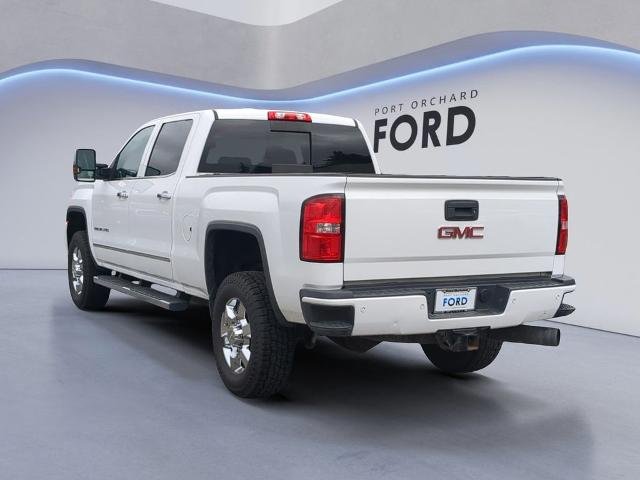Used 2015 Summit White GMC  image 5