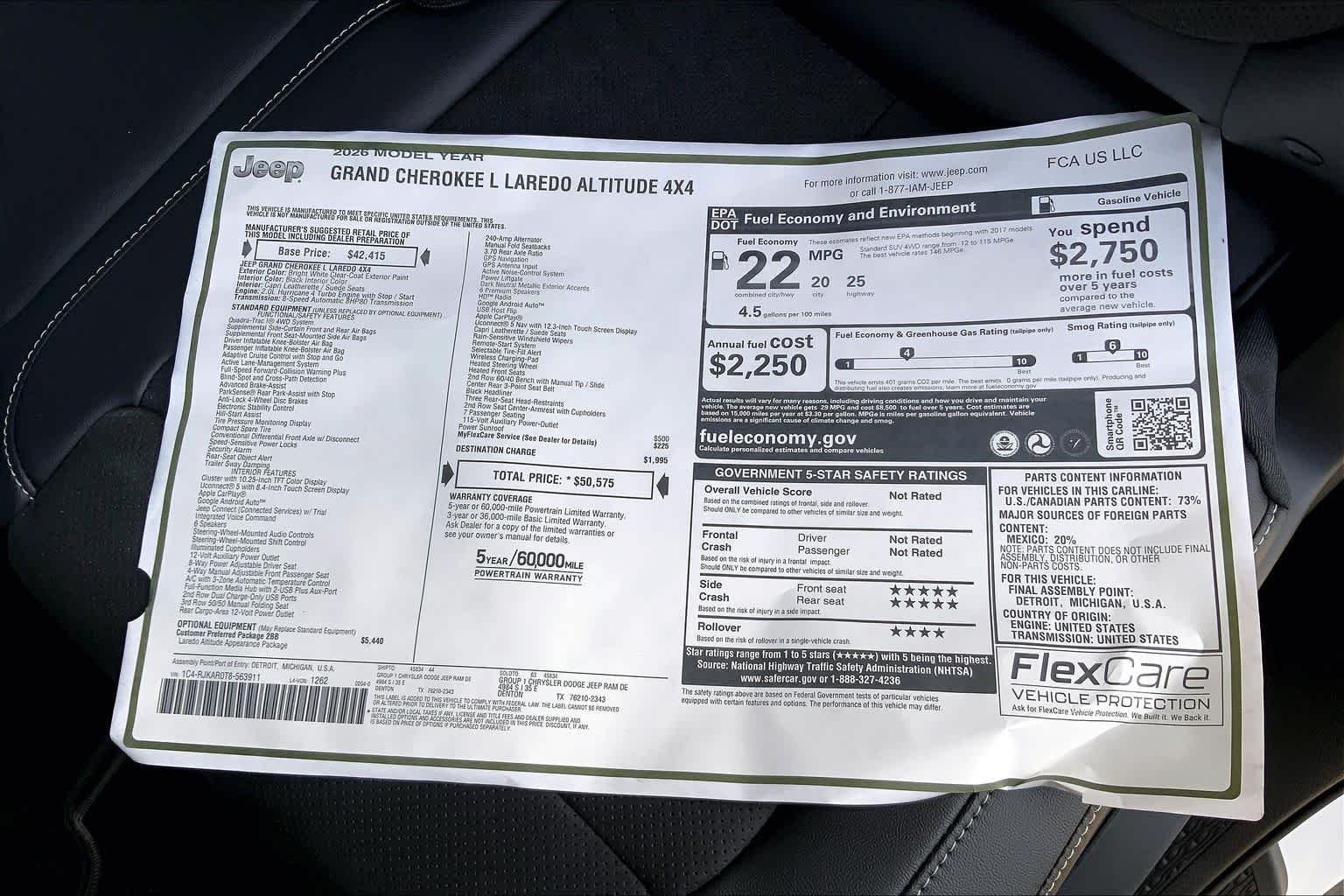New 2026 Bright White Clear-Coat Exterior Paint Jeep Laredo Altitude image 20