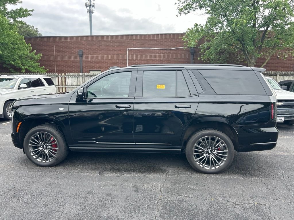 Used 2025 Black Cadillac Sport Platinum image 9