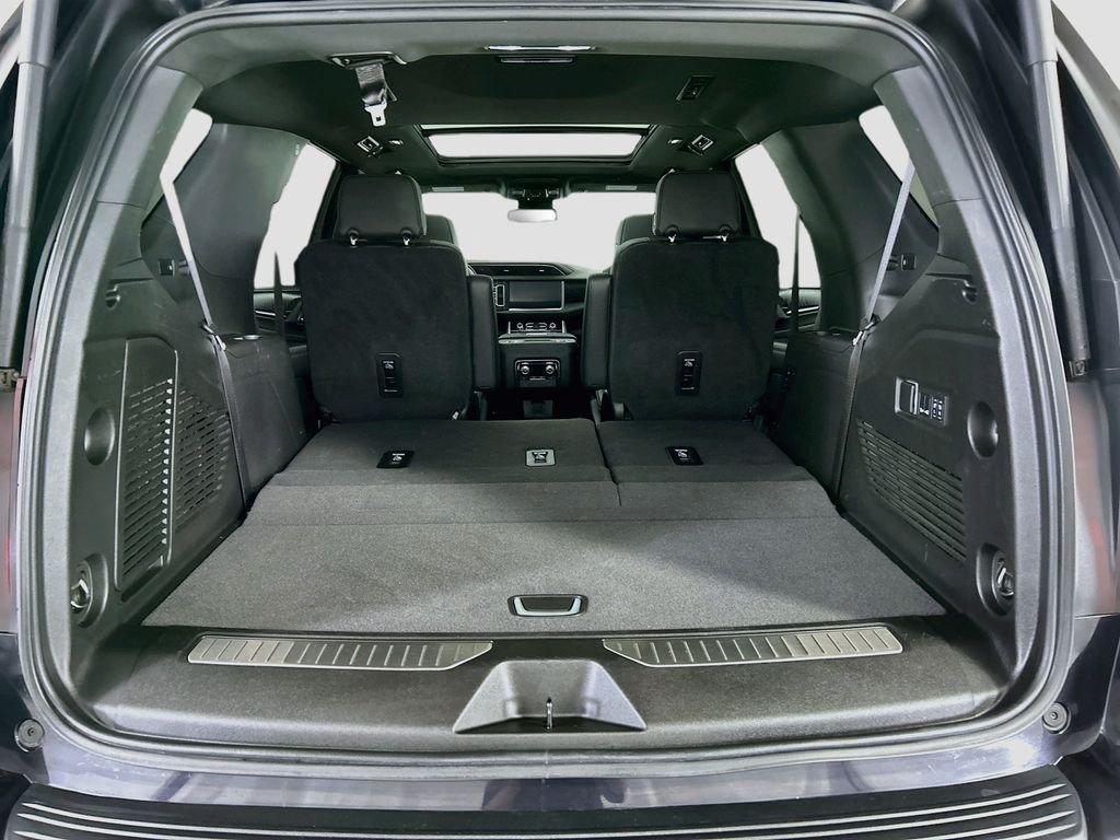 Used 2024 Titanium GMC Denali image 27