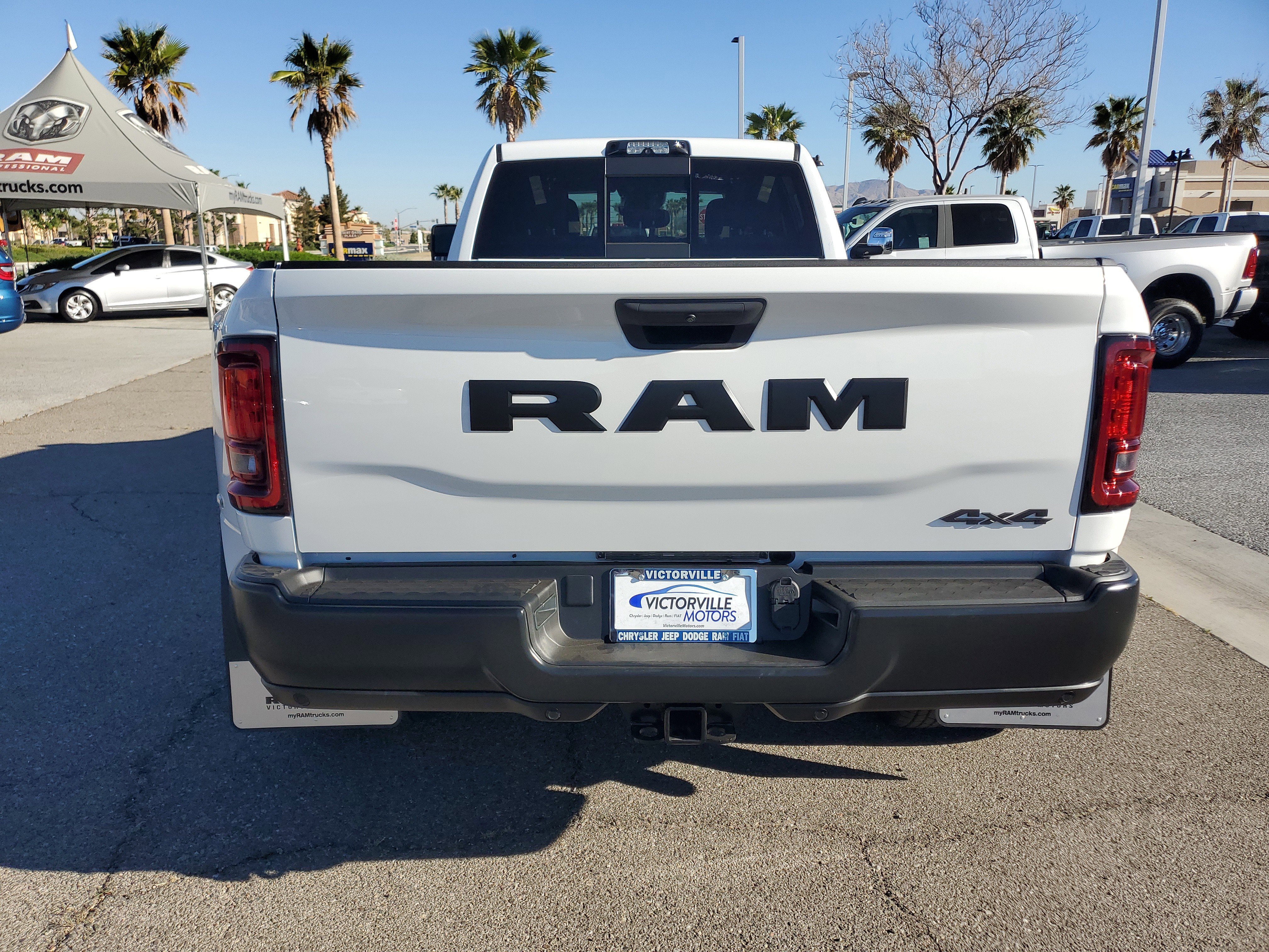 New 2026 Bright White Clear-Coat Exterior Paint RAM Tradesman image 4