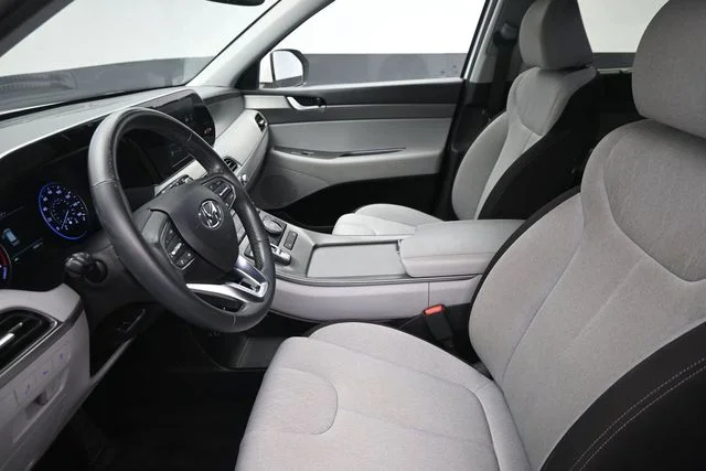Used 2021 White Hyundai SEL image 15