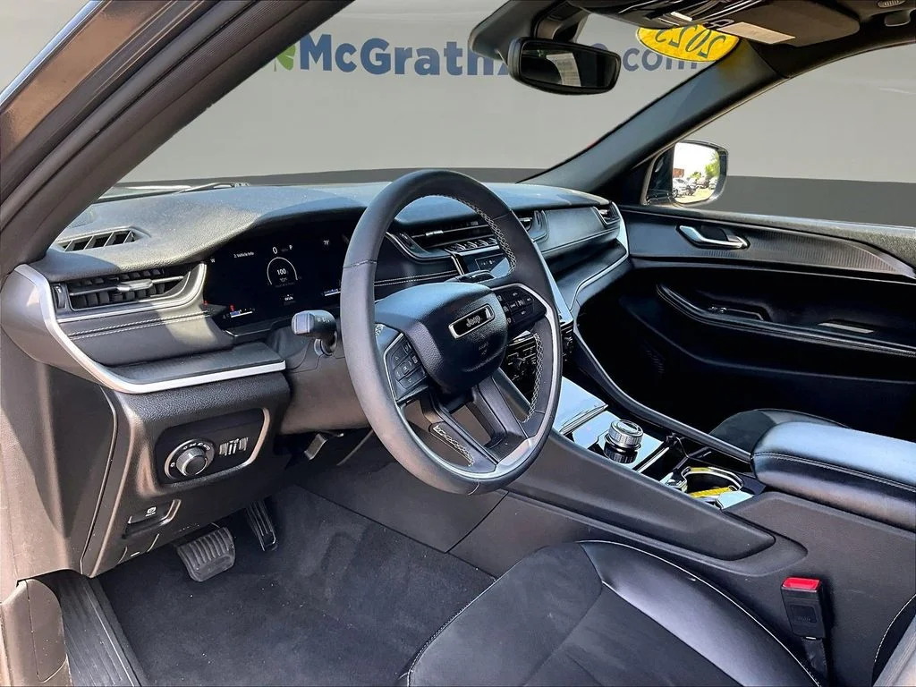 Used 2023 Gray Jeep Altitude X image 20