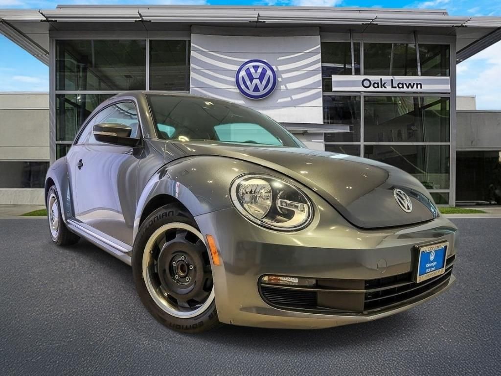 2016 Volkswagen Beetle 1.8T Classic's photo