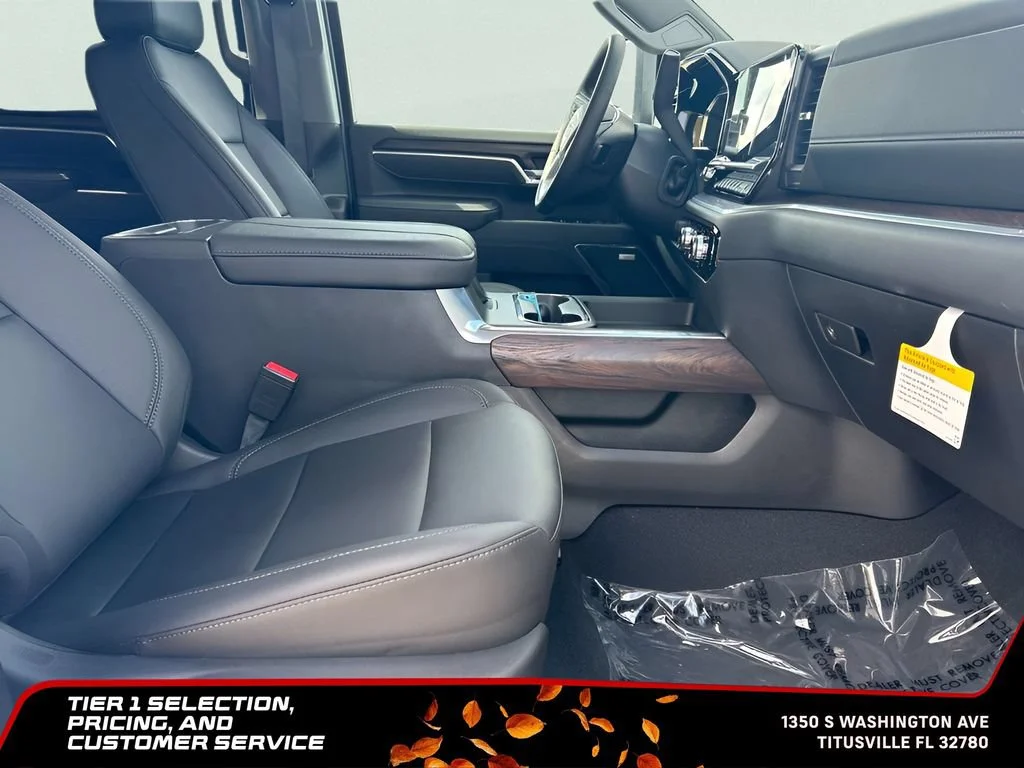New 2026 Summit White GMC SLT image 19
