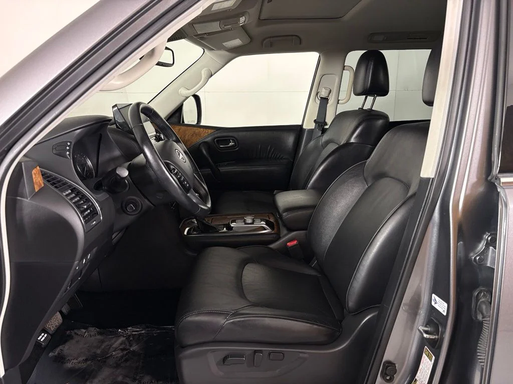 Used 2024 Gray Nissan SL image 17