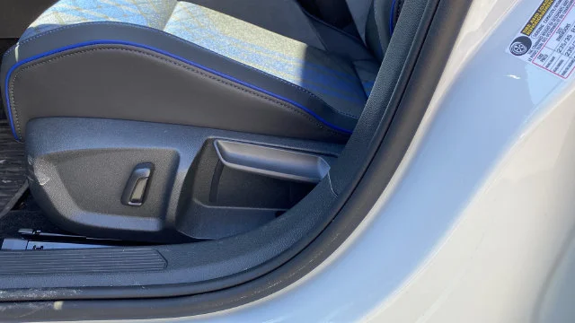 New 2026 White Volkswagen Base image 19