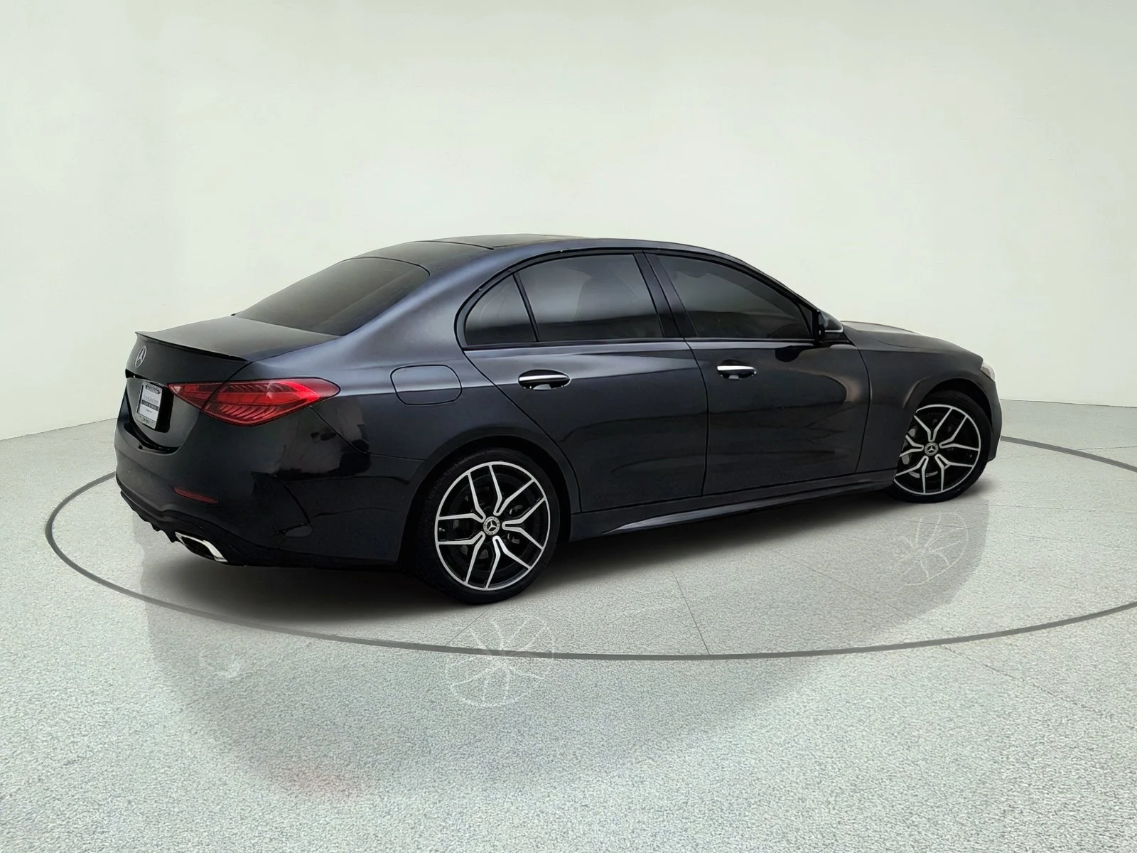 Used 2024 Graphite Grey Metallic Mercedes-Benz C 300 image 8