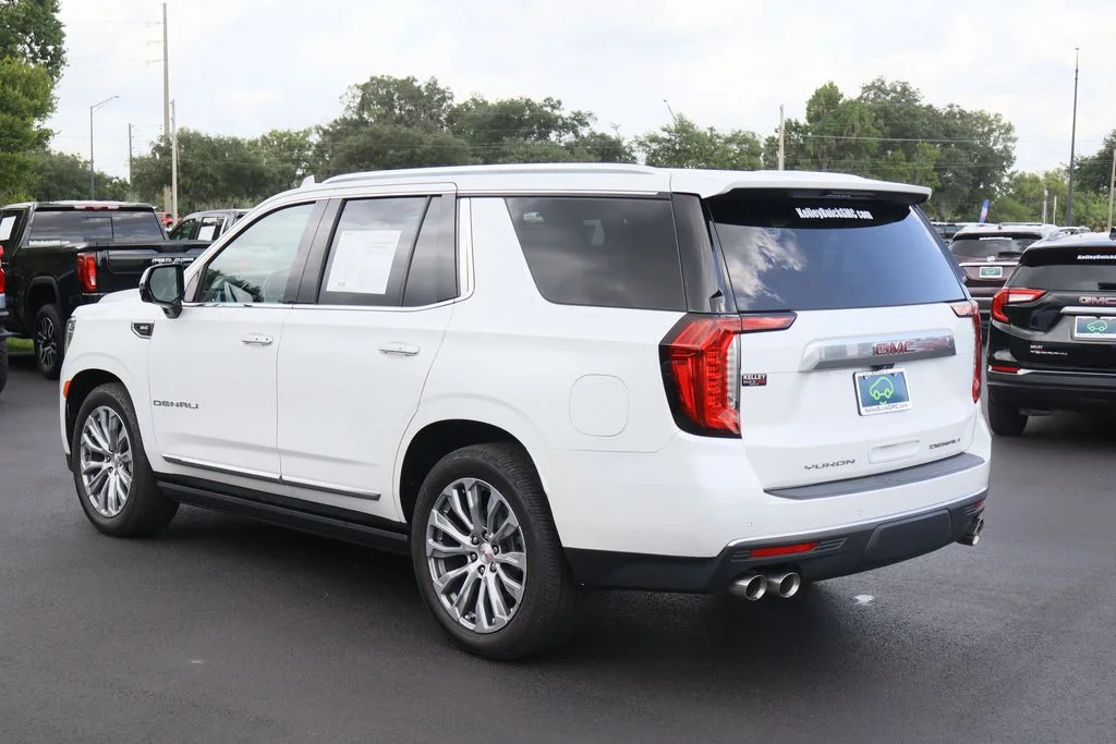 Used 2021 White GMC Denali image 7