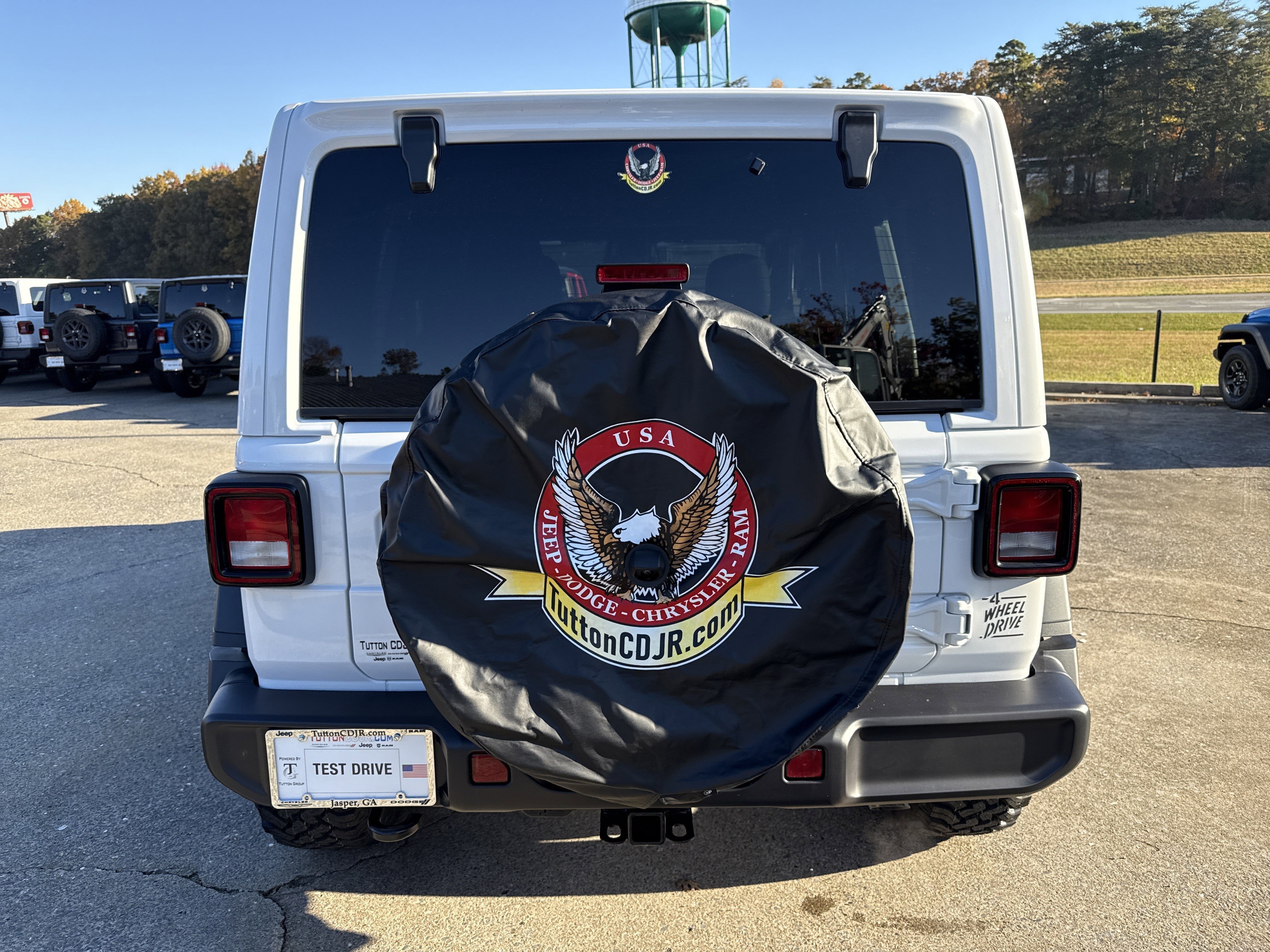 New 2026 Bright White Clear-Coat Exterior Paint Jeep Willys image 6