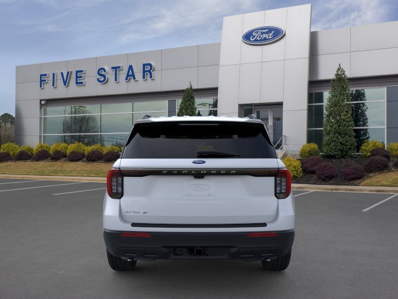 New 2026 Space White Metallic Ford Active image 6