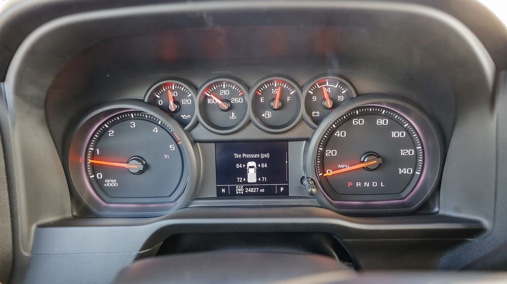 Used 2025 Summit White Chevrolet Custom image 27