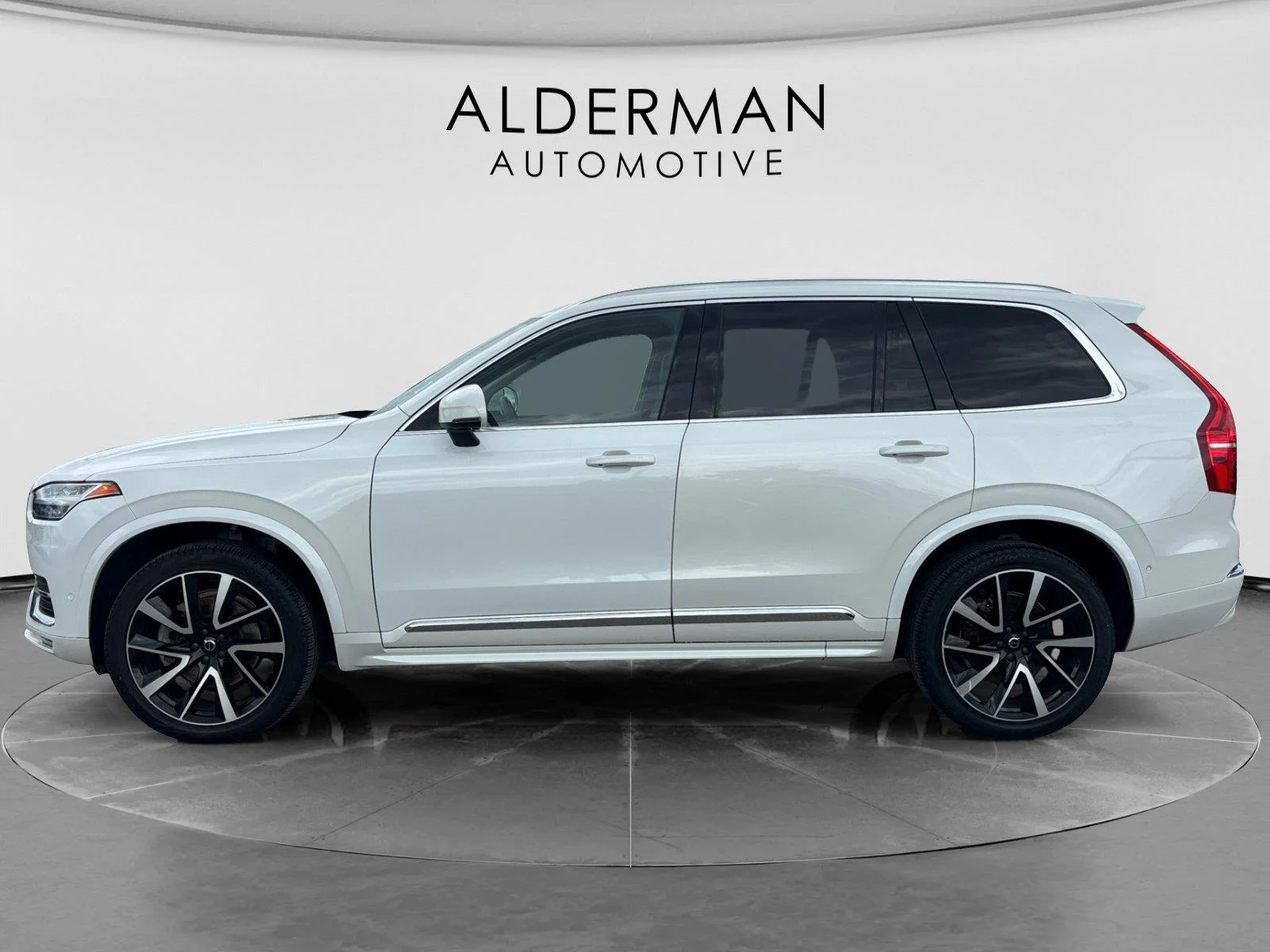 Used 2023 Crystal White Metallic Volvo Plus image 2