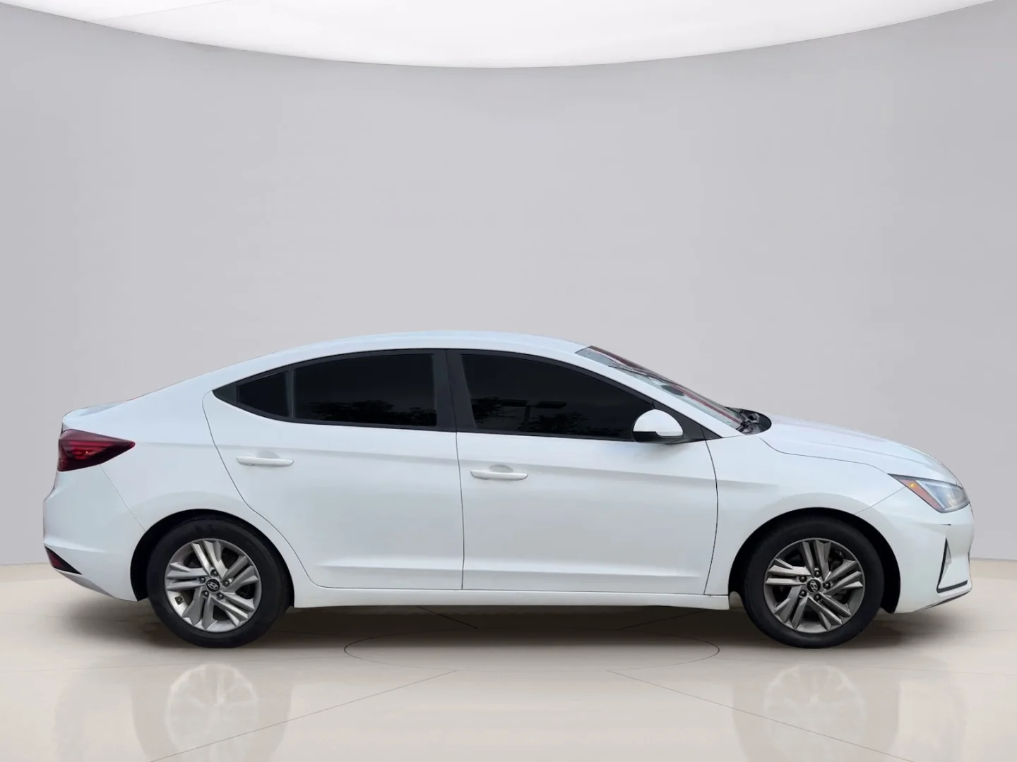 Used 2019 White Hyundai LIMITED image 6