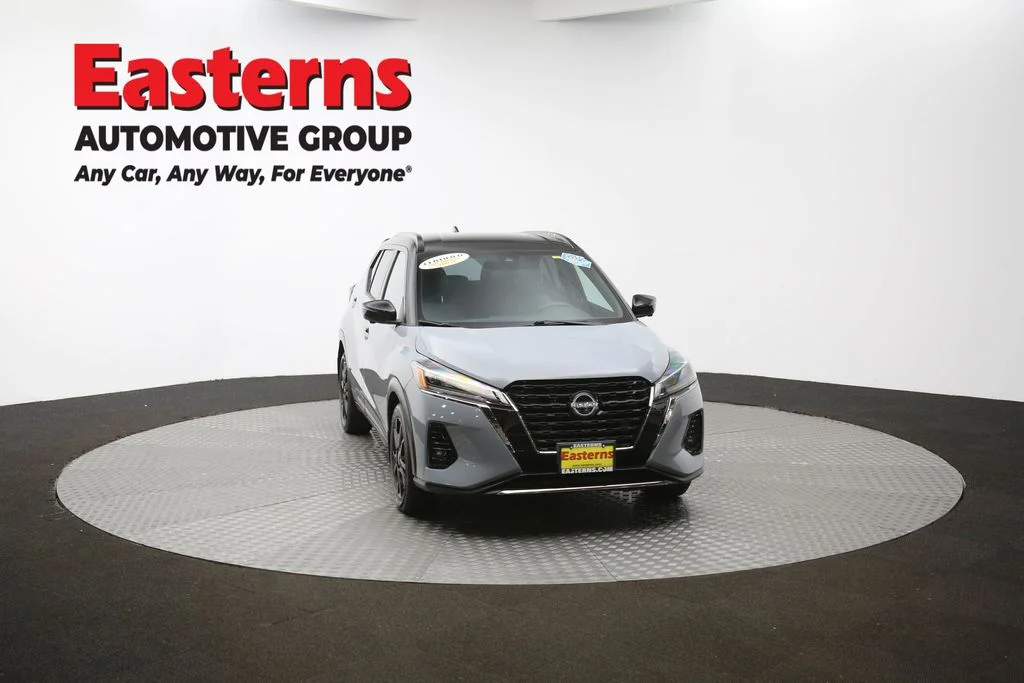 Used 2023 Gray Nissan SR image 50