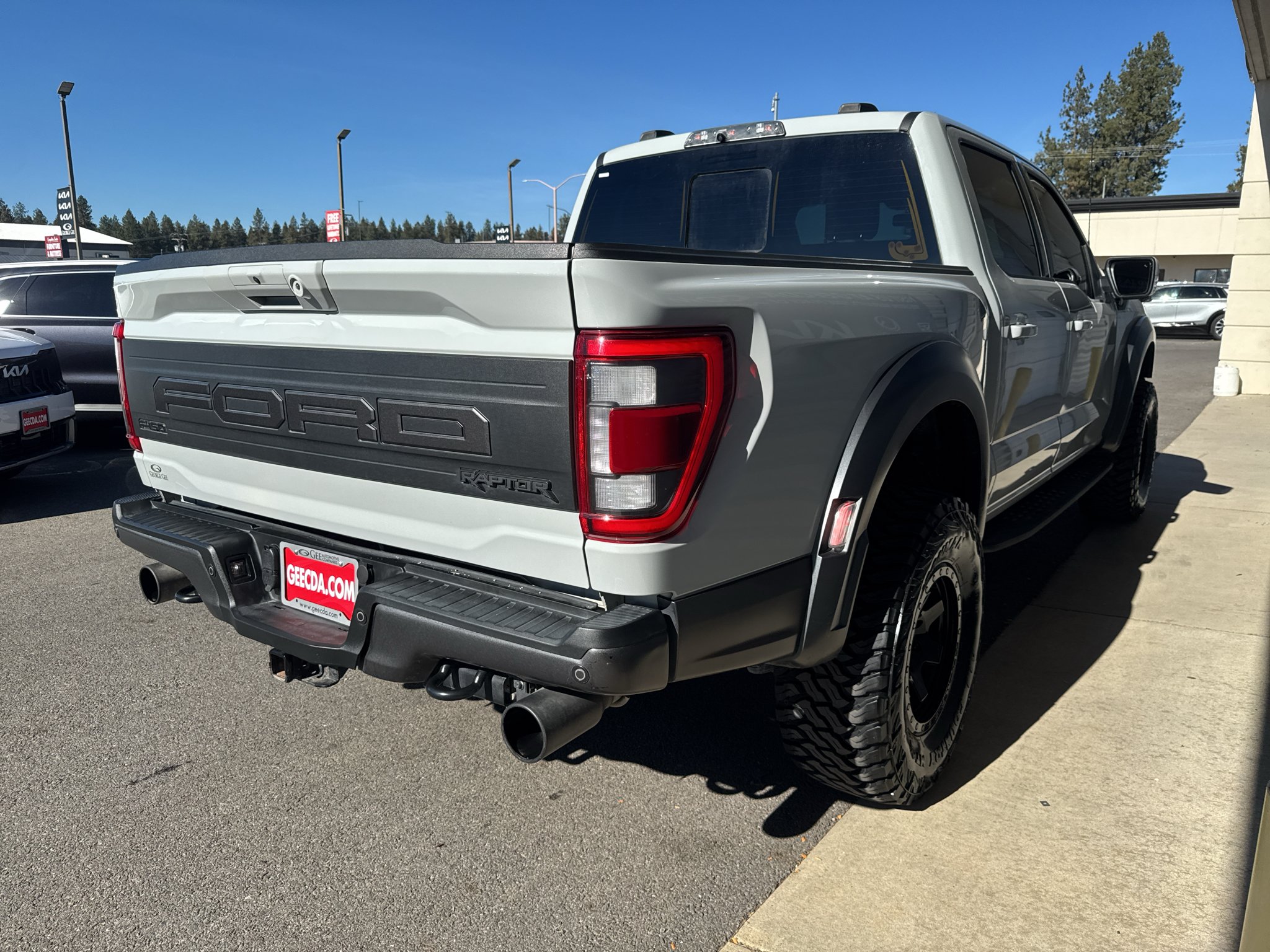 Used 2023 Avalanche Ford Raptor image 4