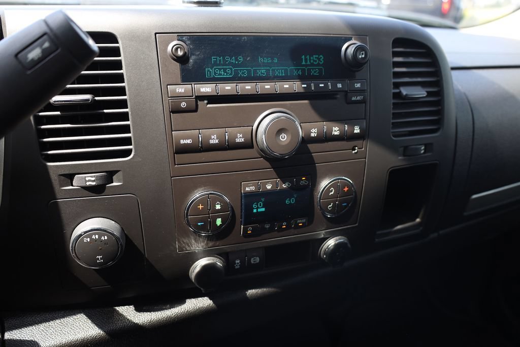Used 2014 Summit White GMC SLE image 15