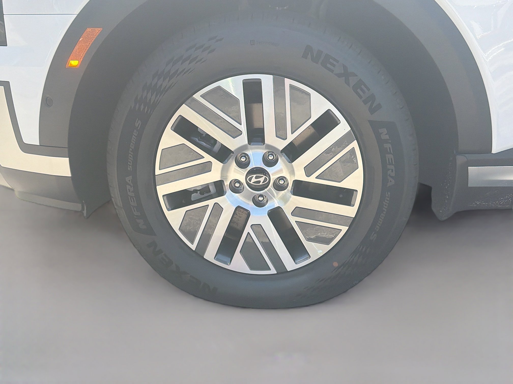 New 2026 Creamy White Pearl Hyundai Blue SEL Premium 7P image 55