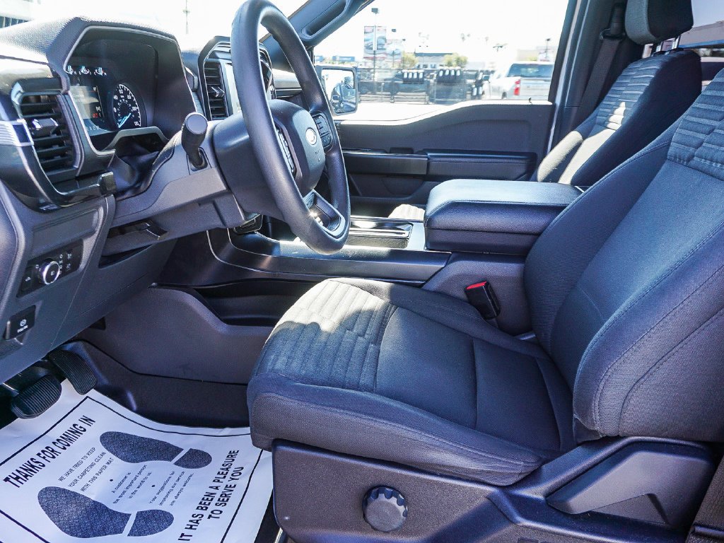 Used 2022 White Ford XL image 17