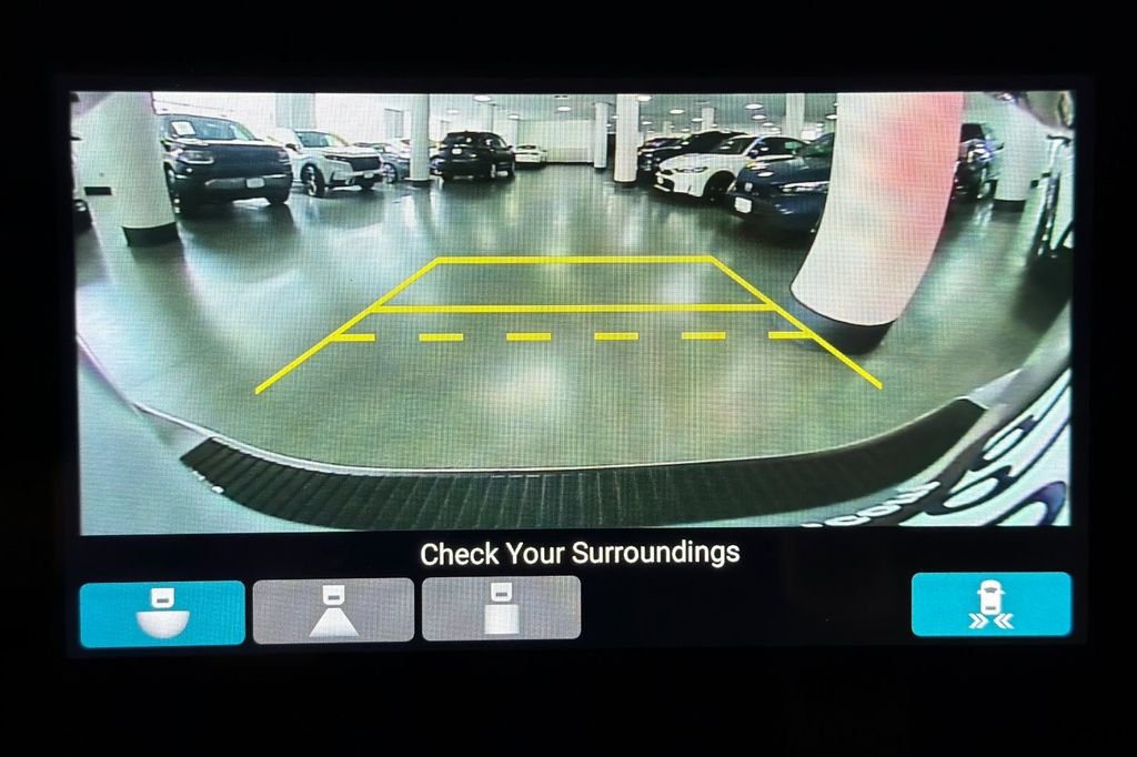 Used 2023  Honda EX-L image 24