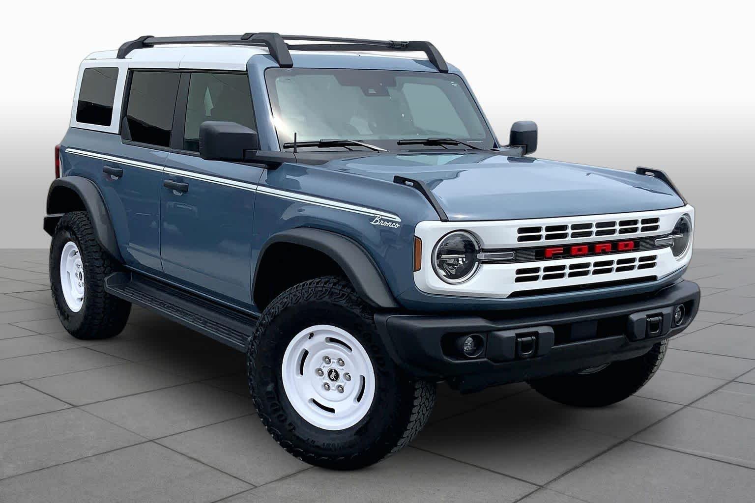 Used 2025 Azure Gray Metallic Ford Heritage Edition image 3