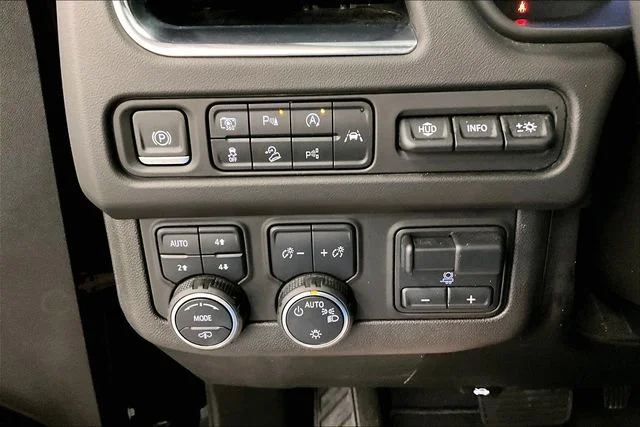 Used 2023 Black Chevrolet High Country image 38