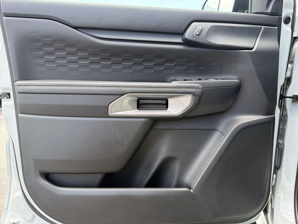 Used 2024 Green Ford XLT image 28