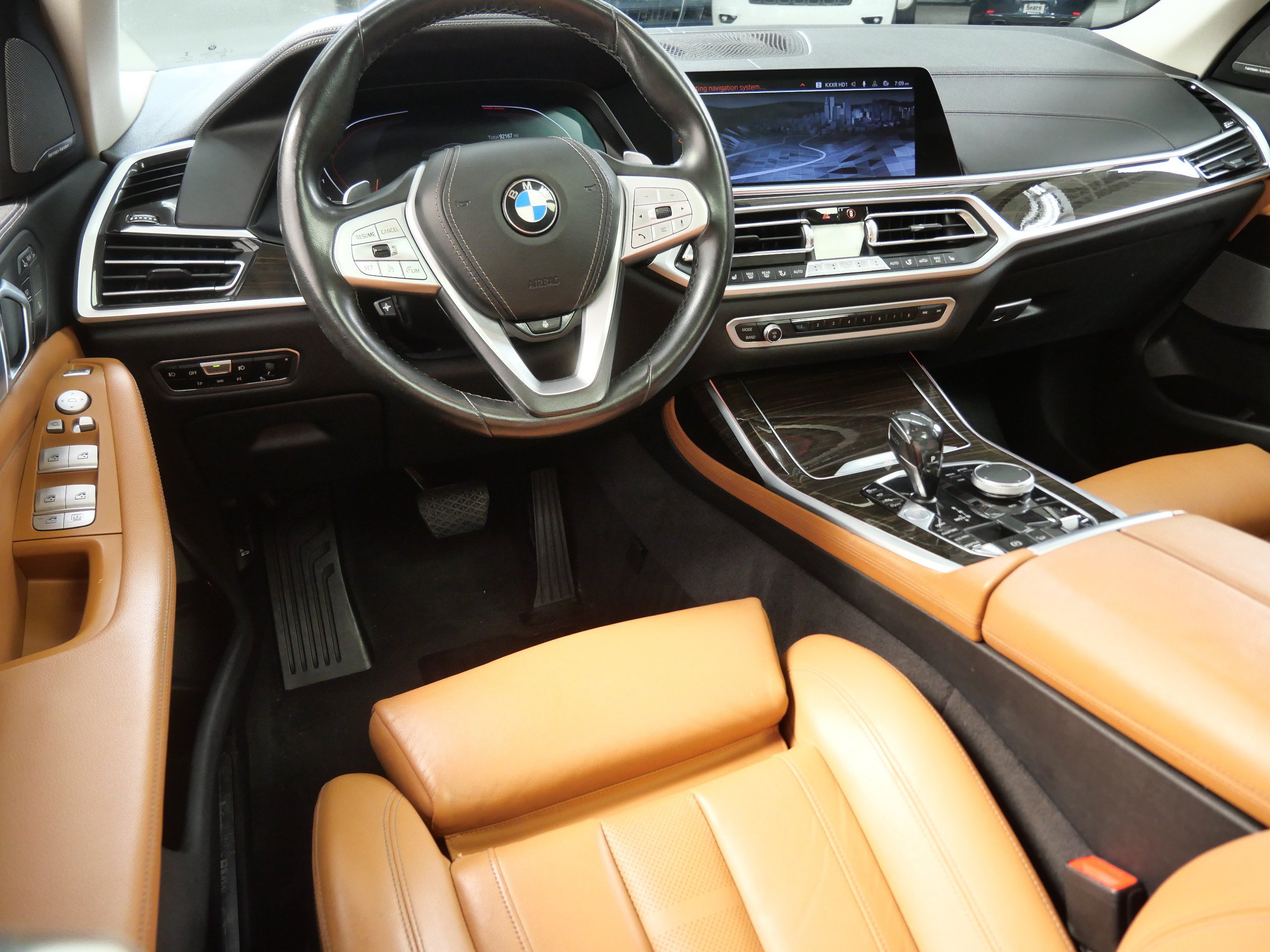 Used 2019 BMW X7 40i with VIN 5UXCW2C5XKL086707 for sale in Minnetonka, Minnesota