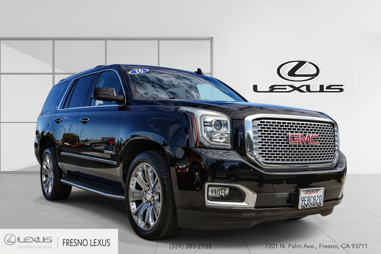 2016 GMC Yukon 4WD Denali's photo