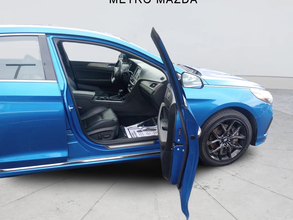 Used 2018 Blue Hyundai Limited image 42