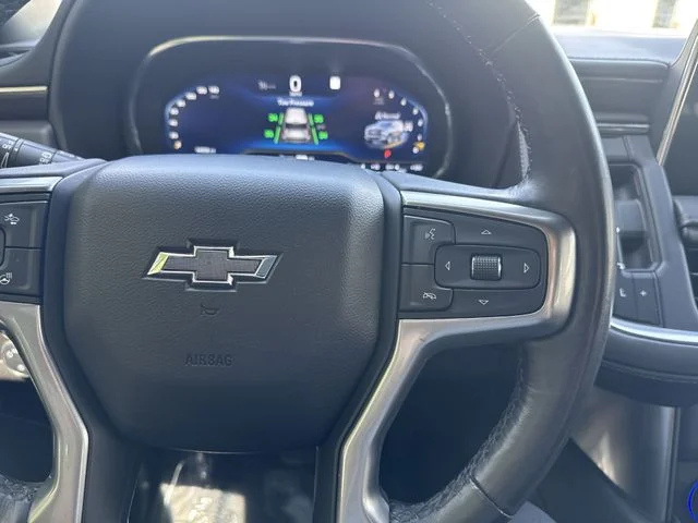 Used 2022 Red Chevrolet Z71 image 21