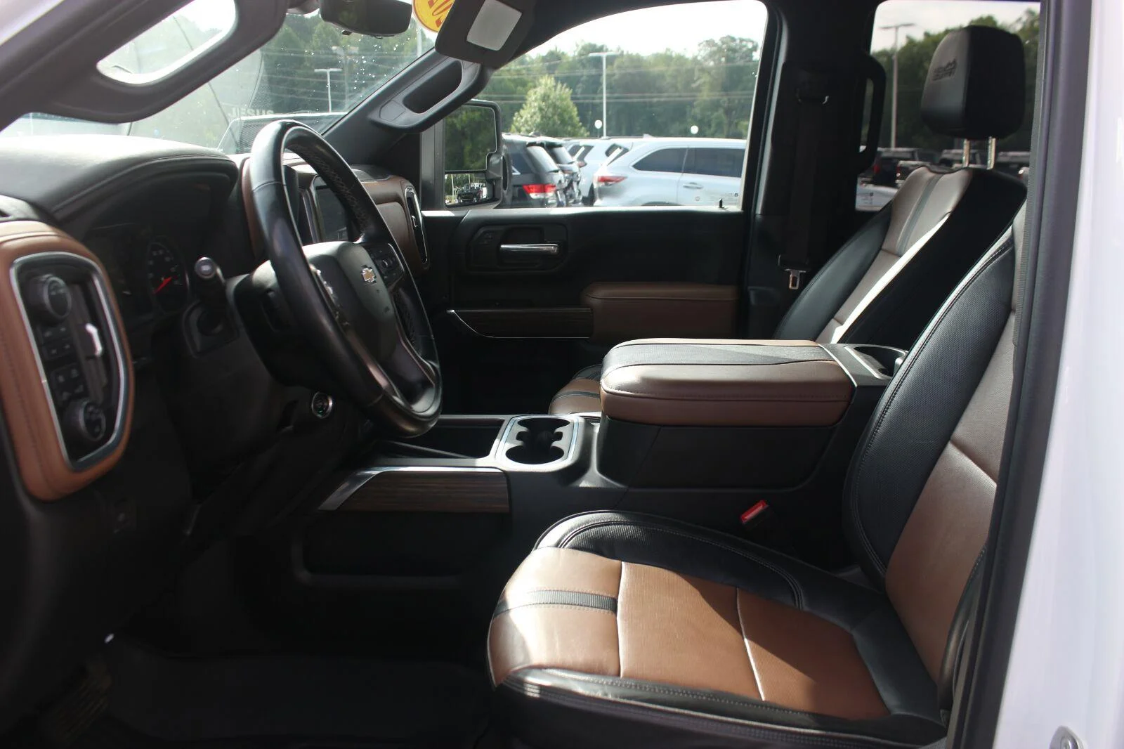 Used 2023 SUMMIT WHITE Chevrolet High Country image 17