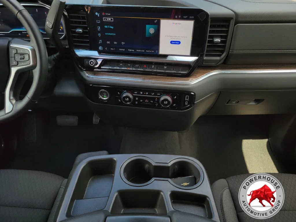 Used 2023 White Chevrolet LT image 20