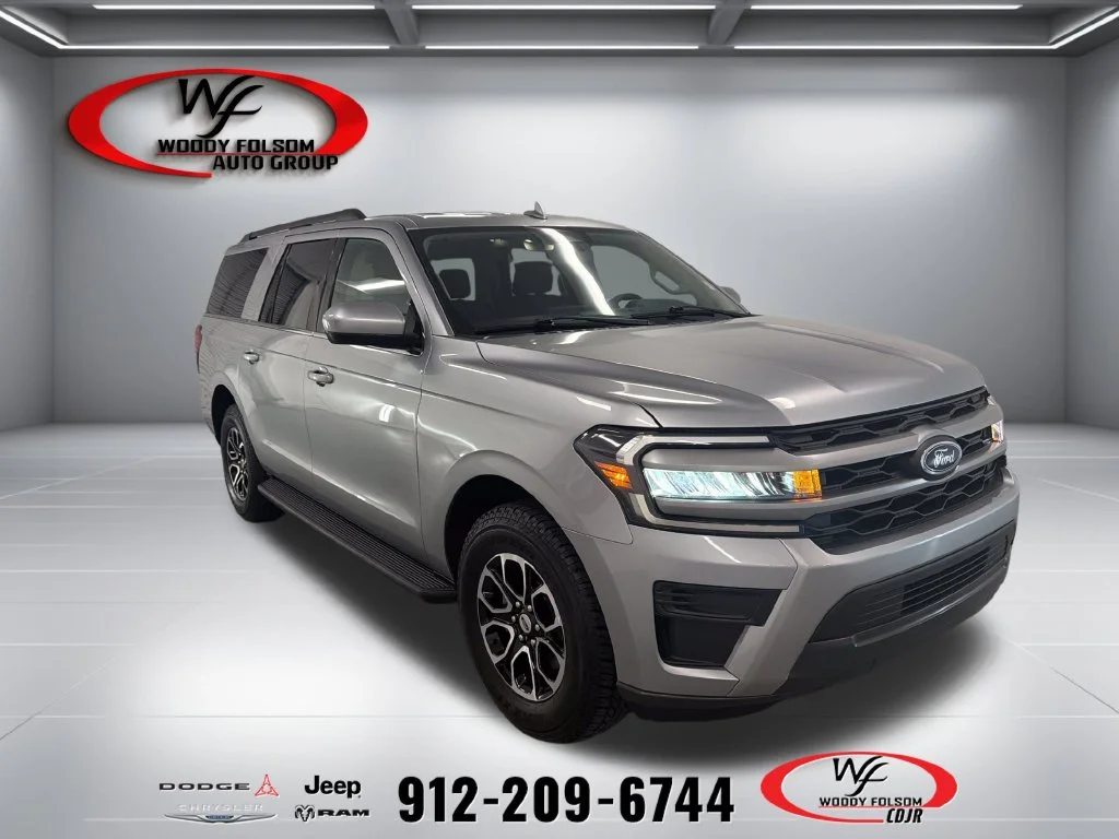 Used 2024 Silver Ford XLT image 1